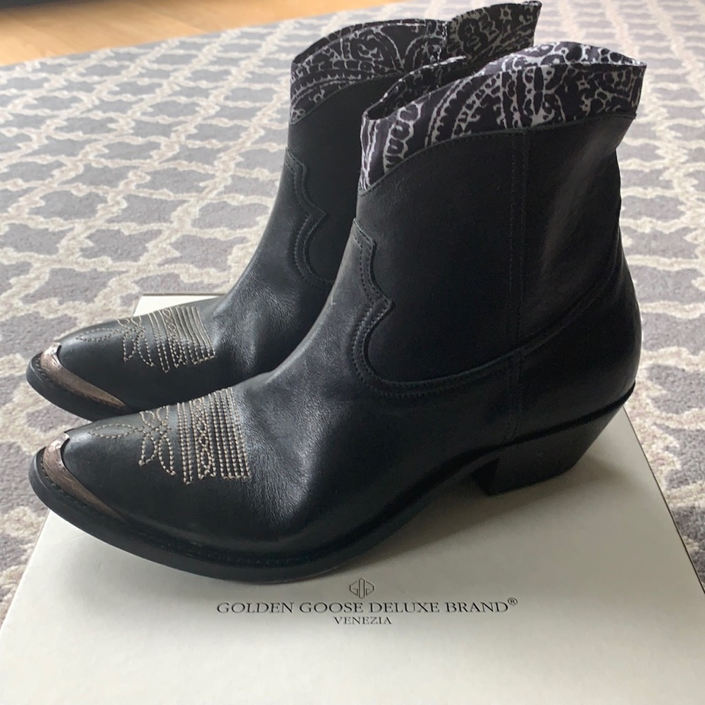 Brand New w/box Golden Goose Young black boots